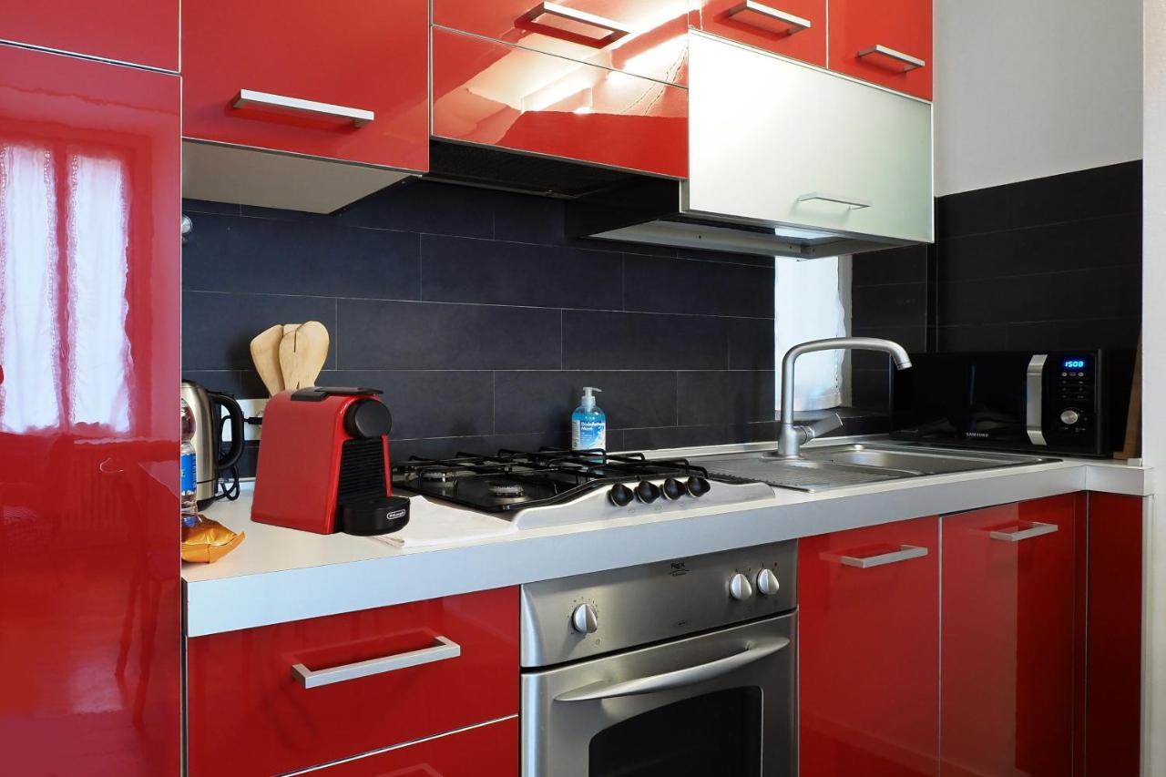 Mila Apartments Alessi ميلان المظهر الخارجي الصورة