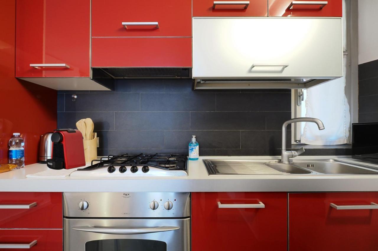 Mila Apartments Alessi ميلان المظهر الخارجي الصورة